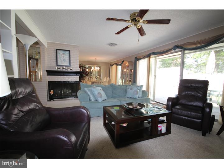 18 Red Berry Road Levittown, PA 19056 - Photo 9 of 20 Gallery Image 9