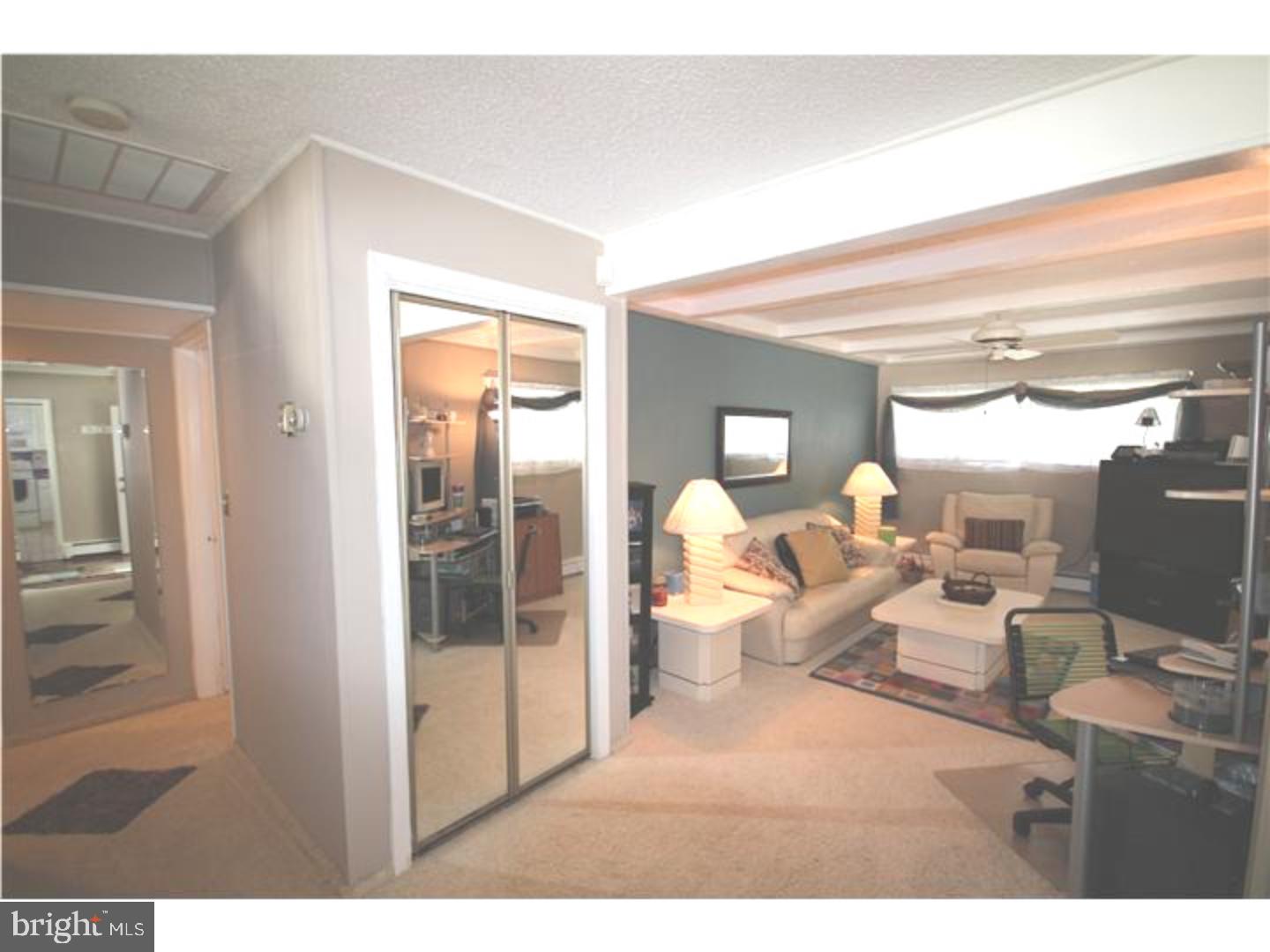 18 Red Berry Road Levittown, PA 19056 - Photo 10 of 20 Gallery Image 10