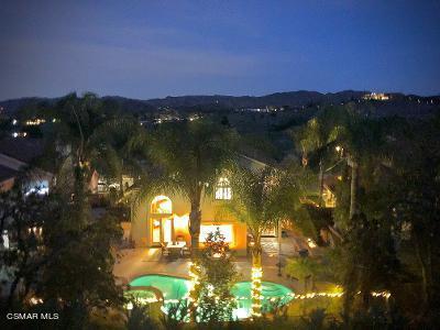 445 Innwood Road Simi Valley, CA 93065 - Photo 2 of 44 a view of a lake in a city