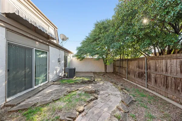 $1,775 | 1813 Place One Lane, Garland, TX 75042