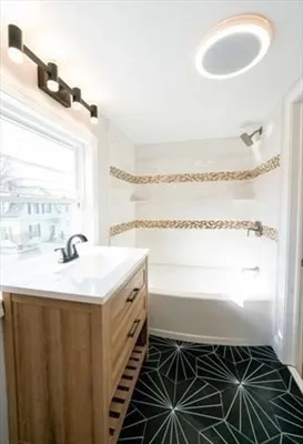 $3,600 | 35 Wright Street, Unit 35, Stoneham, MA 02180