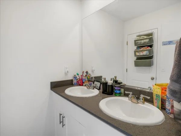$580,000 | 1415 Crimson Lane, Manteca, CA 95336