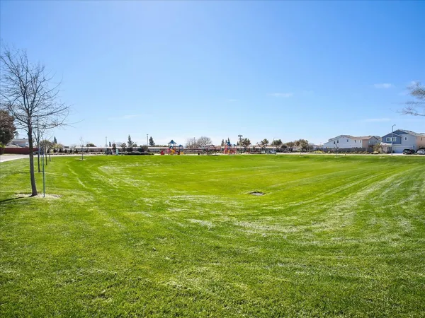 $580,000 | 1415 Crimson Lane, Manteca, CA 95336
