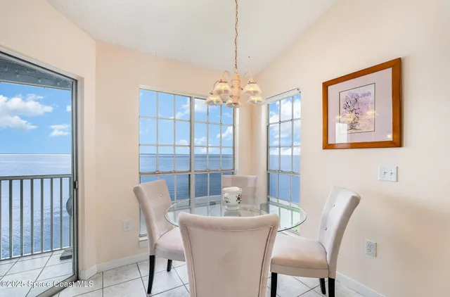 $200,000 | 7020 Highway 1, Unit EE202, Cocoa, FL 32927