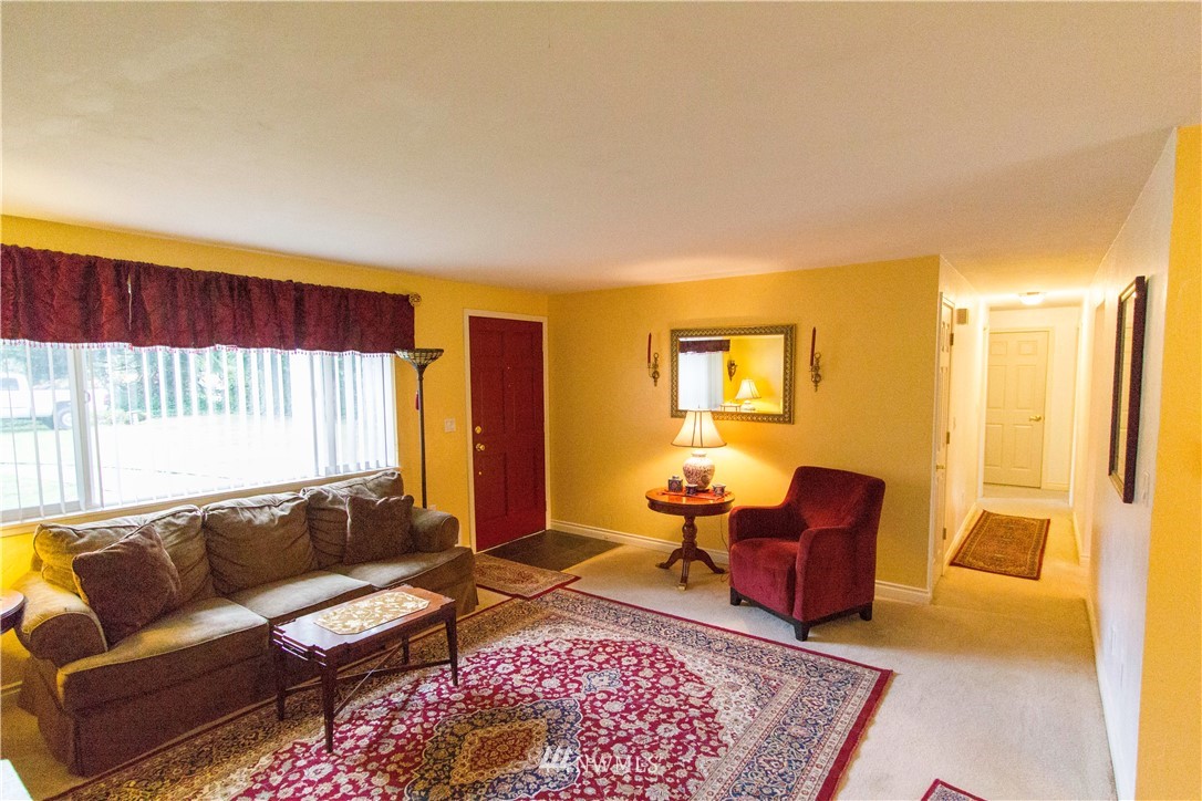 7714 Rixie Road Southeast Olympia, WA 98501 - Photo 3 of 14 Gallery Image 3
