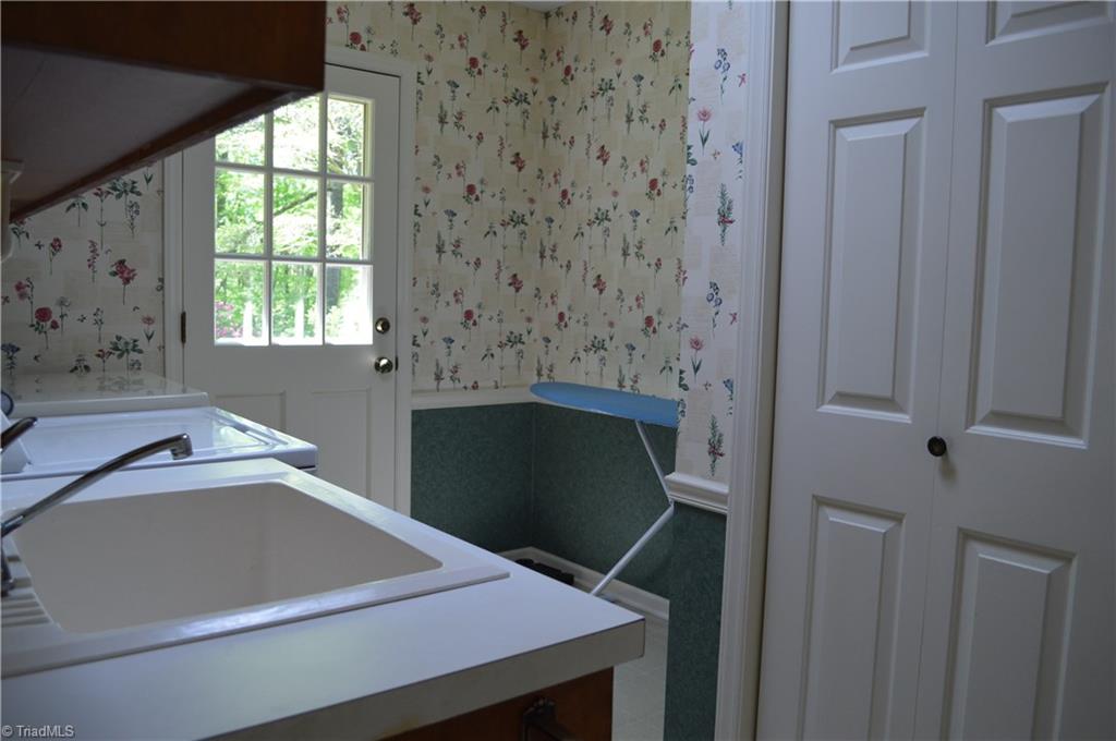 8075 Lasater Road Clemmons, NC 27012 - Photo 19 of 26 Gallery Image 19