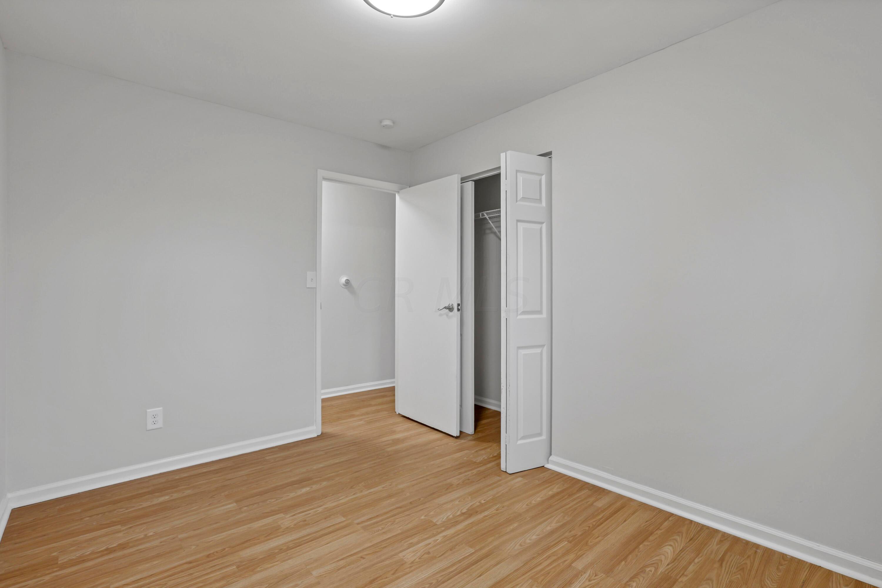 6381 Karl Road Columbus, OH 43229 - Photo 18 of 53 0V3A0414