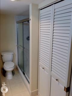 1022 Newcastle B, Unit 1022 Boca Raton, FL 33434 - Photo 14 of 19 master bath 2