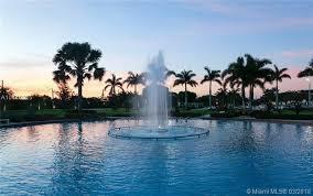 1022 Newcastle B, Unit 1022 Boca Raton, FL 33434 - Photo 3 of 19 fountain