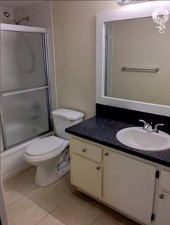 1022 Newcastle B, Unit 1022 Boca Raton, FL 33434 - Photo 7 of 19 2nd full bath