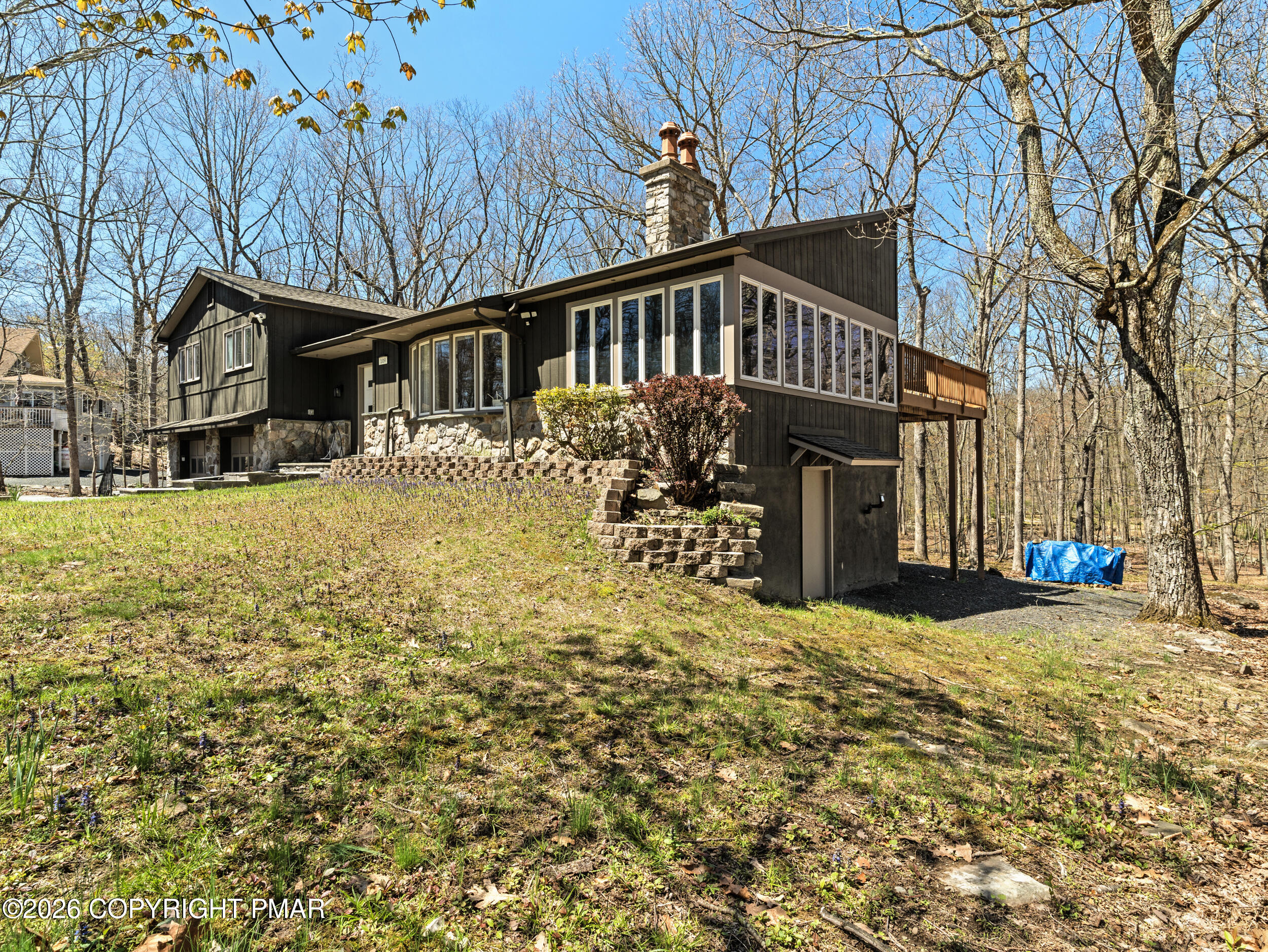 109 Luton Court Bushkill, PA 18324 - Photo 12 of 84 16_109 luton court -19