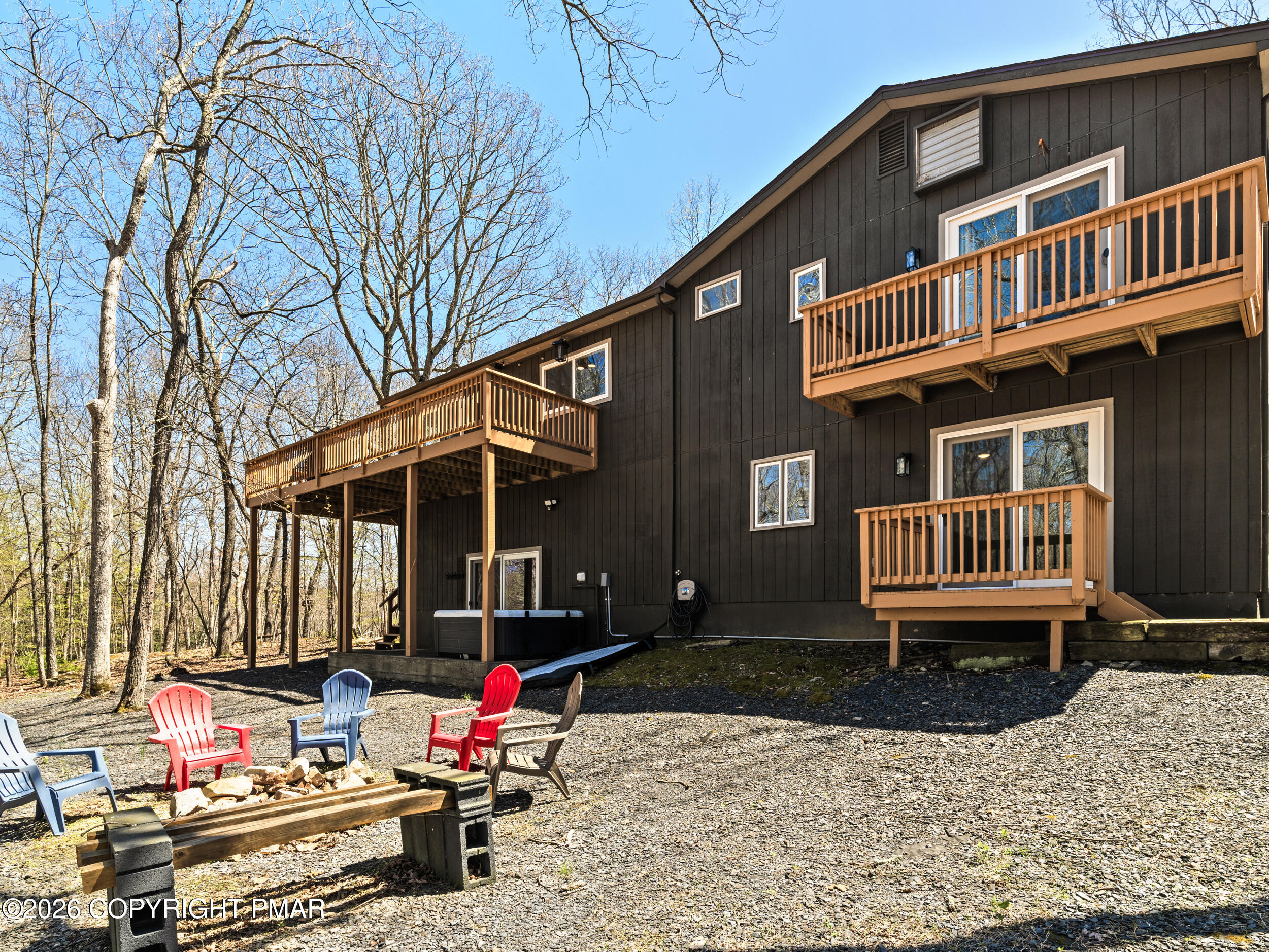 109 Luton Court Bushkill, PA 18324 - Photo 14 of 84 18_109 luton court -24