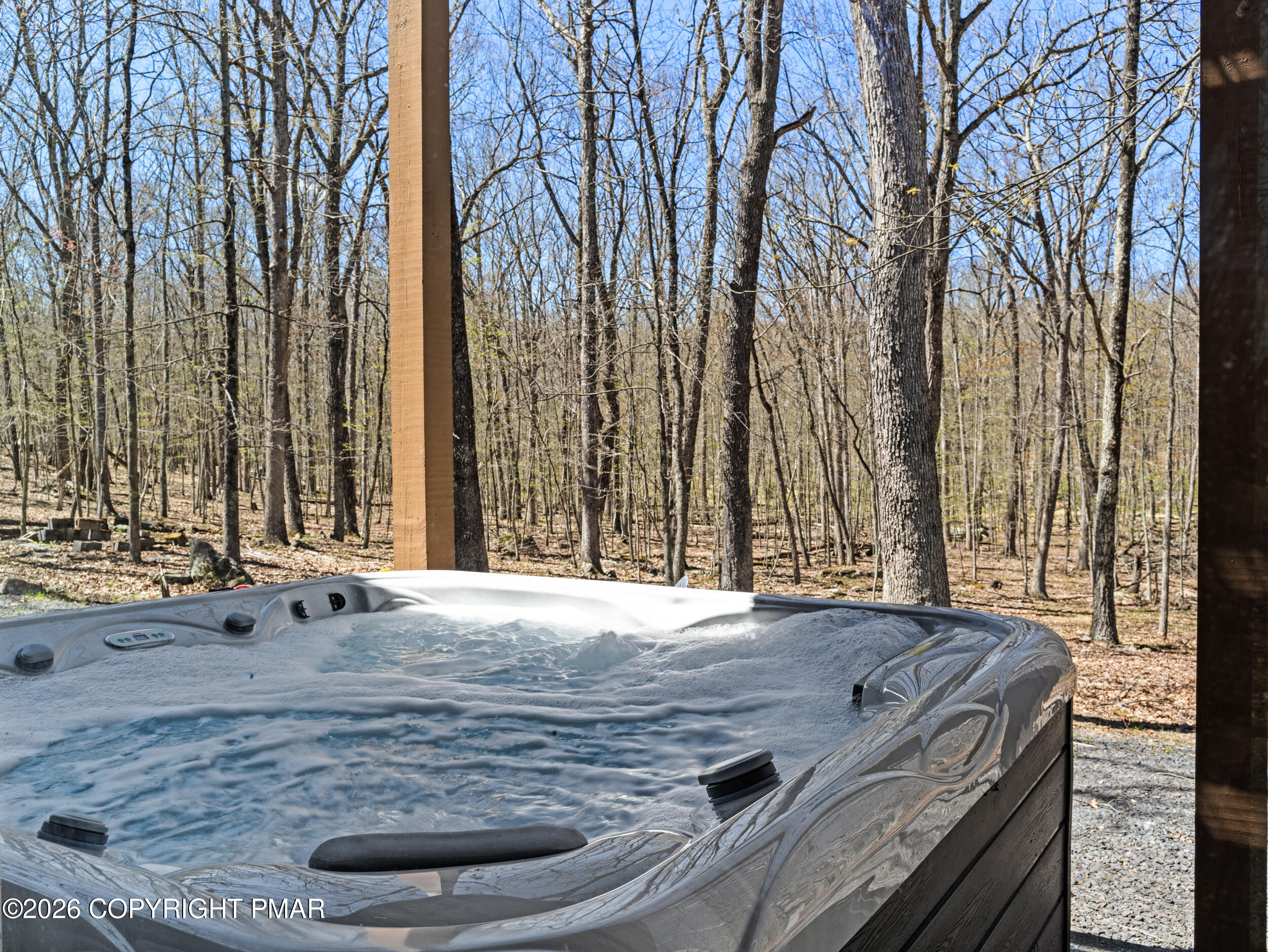 109 Luton Court Bushkill, PA 18324 - Photo 20 of 84 28_109 luton court -31