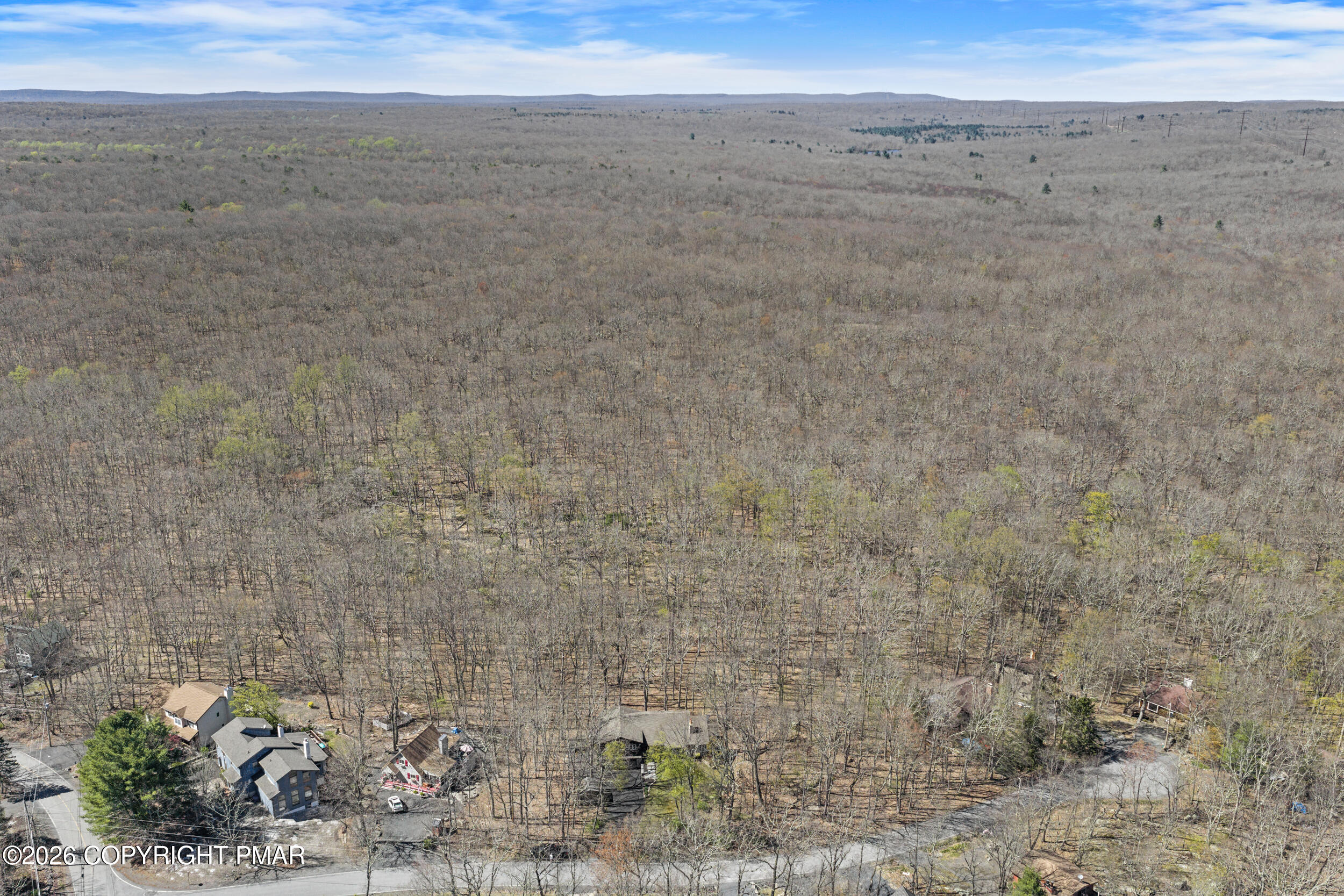 109 Luton Court Bushkill, PA 18324 - Photo 23 of 84 31_109 luton court -2