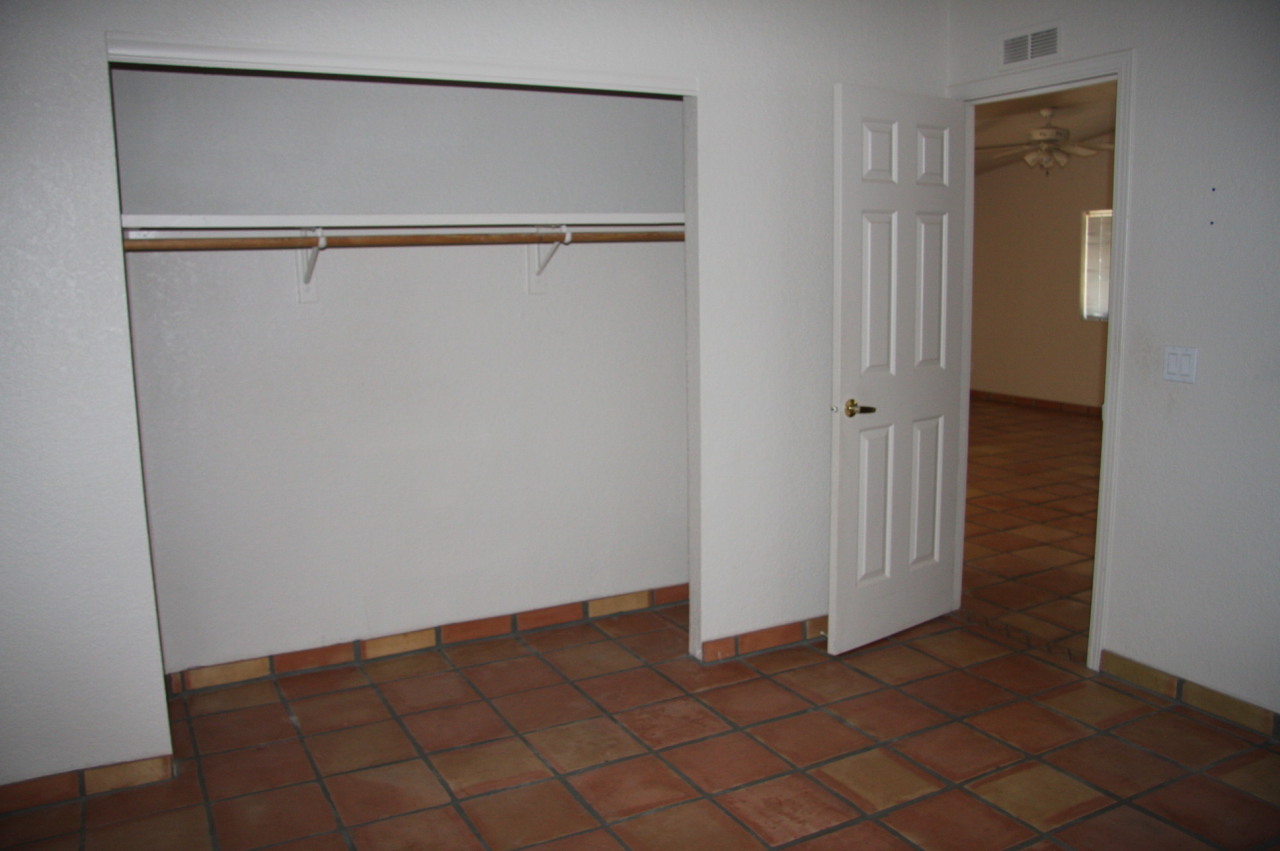 1521 West Joy Ranch Road Phoenix, AZ 85086 - Photo 11 of 15 bed1