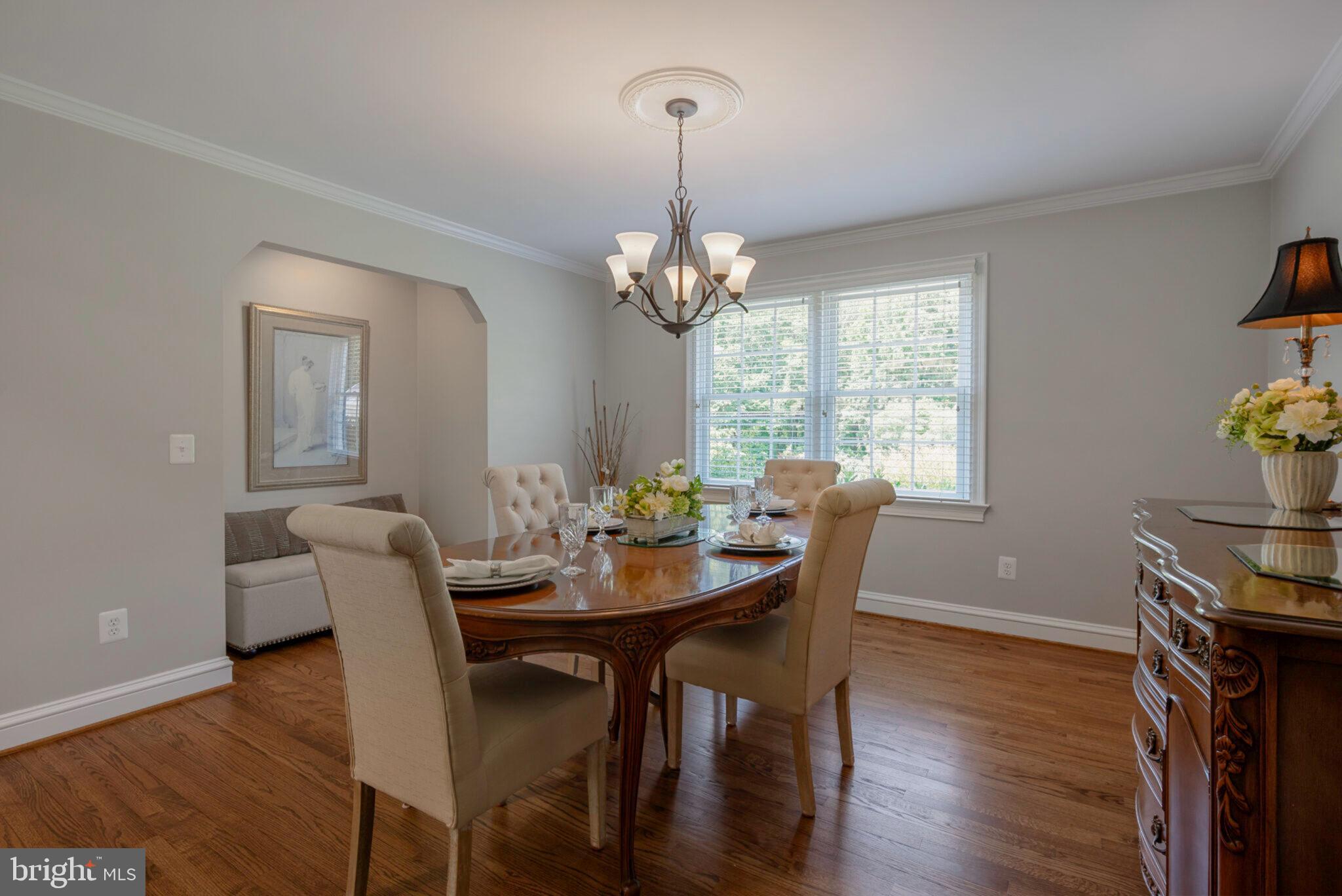 13111 Springdale Estates Road Clifton, VA 20124 - Photo 15 of 109 Designed for Entertaining