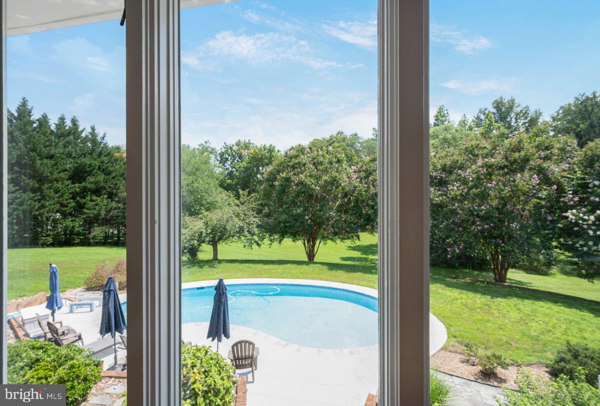 13111 Springdale Estates Road Clifton, VA 20124 - Photo 25 of 109 Your Sun Room survey of the Estate