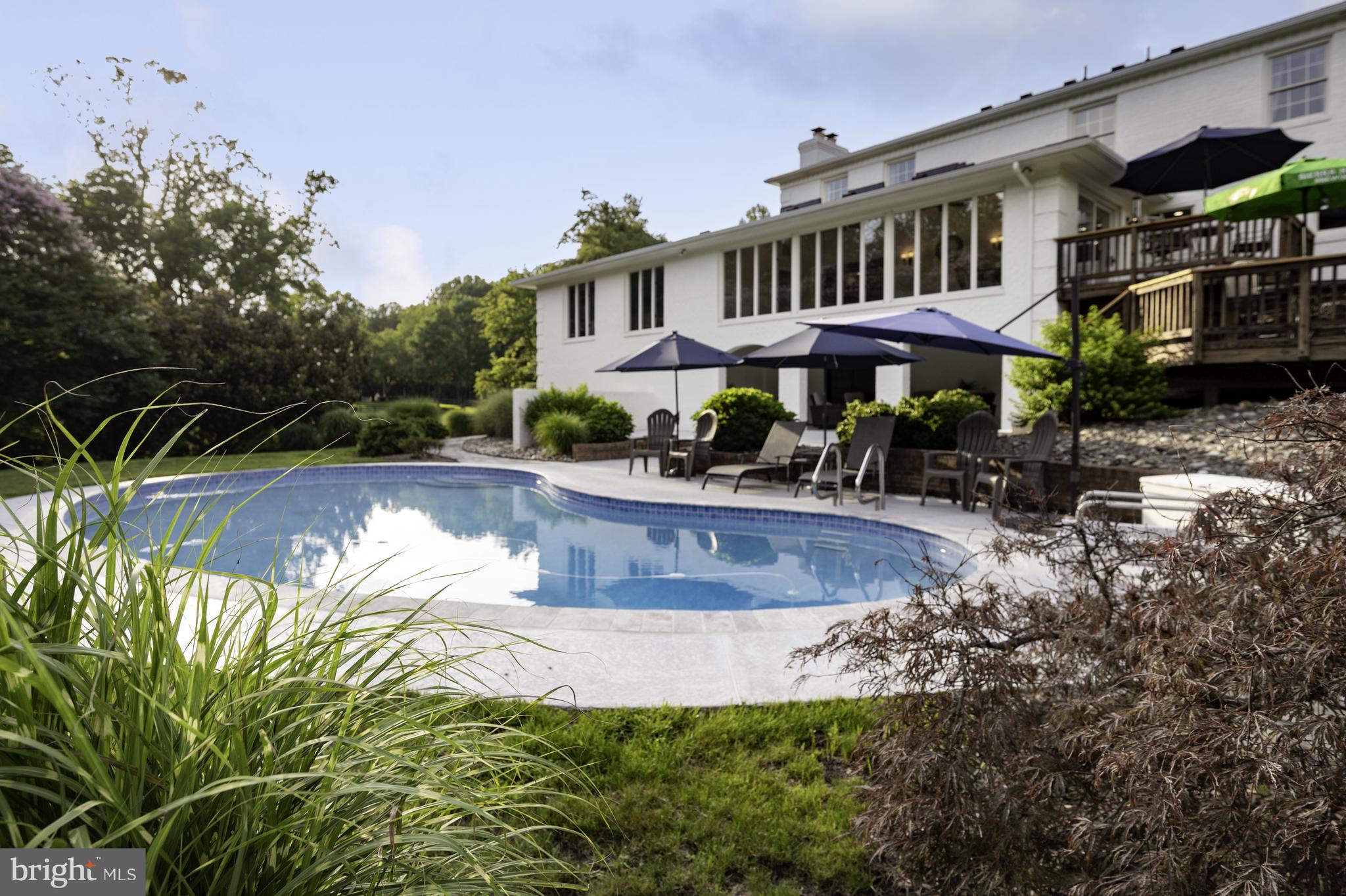 13111 Springdale Estates Road Clifton, VA 20124 - Photo 67 of 109 Summertime Awaits