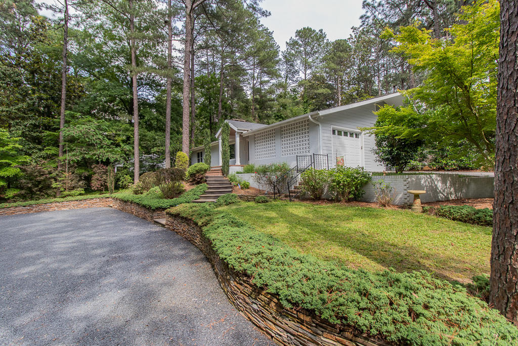 265 South Valley Road Southern Pines, NC 28387 - Photo 6 of 54 265 S Valley Rd-5
