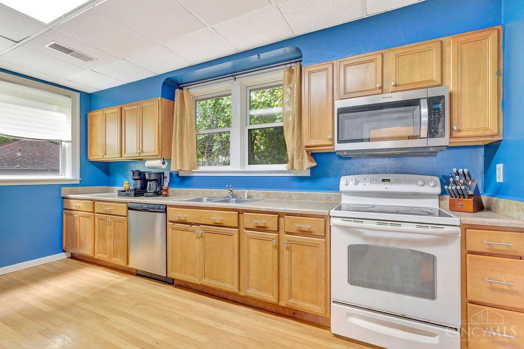 5415 Lester Road Cincinnati, OH 45213 - Photo 13 of 33