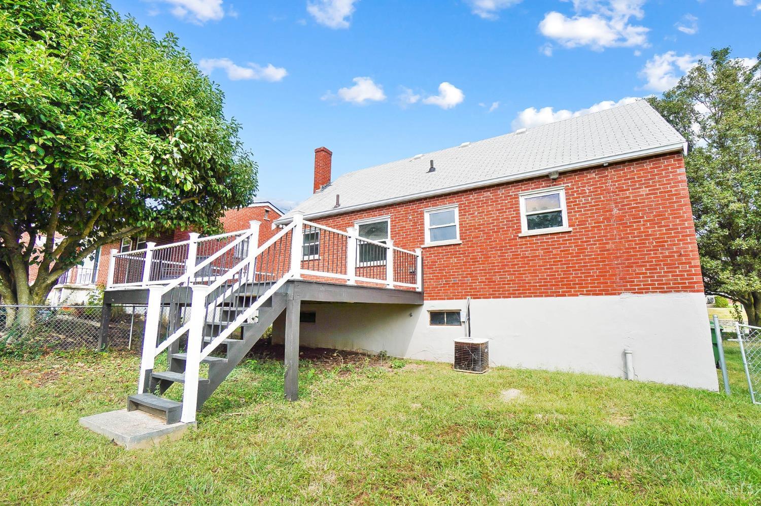 5499 Lawrence Road Cincinnati, OH 45248 - Photo 40 of 42