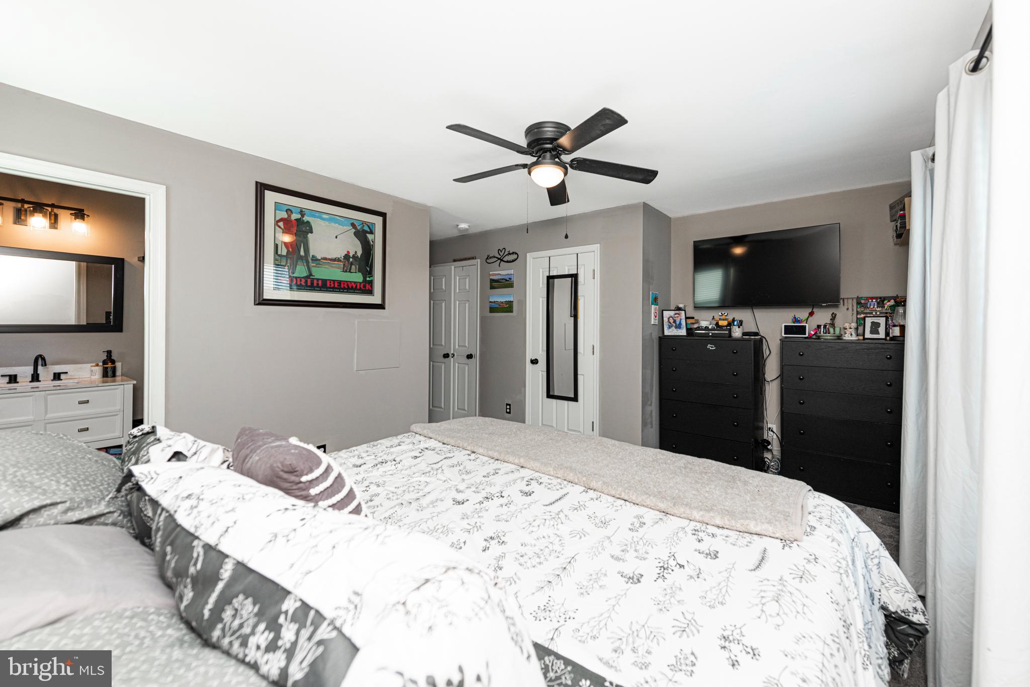 527 May Street Pottstown, PA 19464 - Photo 19 of 43 Primary Bedroom