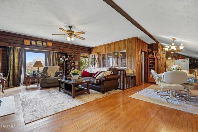 $339,900 | 17363 Primrose Lane, Abingdon, VA 24210