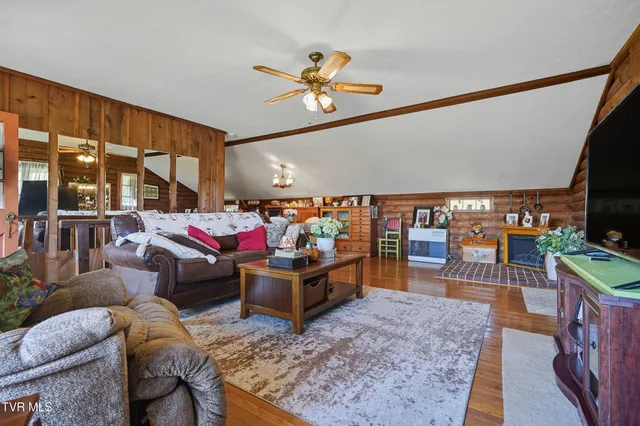 $339,900 | 17363 Primrose Lane, Abingdon, VA 24210