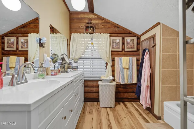 $339,900 | 17363 Primrose Lane, Abingdon, VA 24210