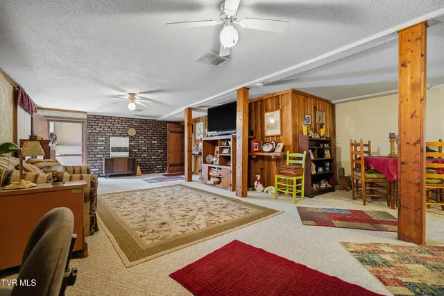 $339,900 | 17363 Primrose Lane, Abingdon, VA 24210