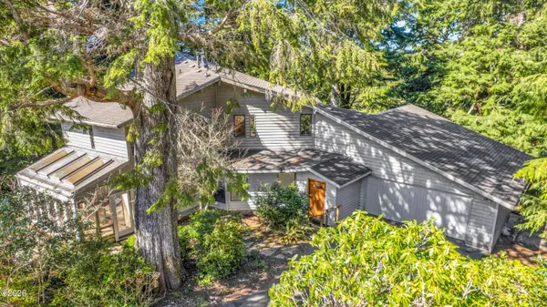 $736,000 | 527 Eagles Nest Lane, Gleneden Beach, OR 97388
