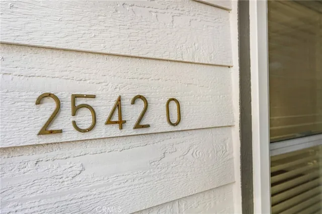 $664,999 | 2542 West MacArthur Boulevard, Unit 143, Santa Ana, CA 92704