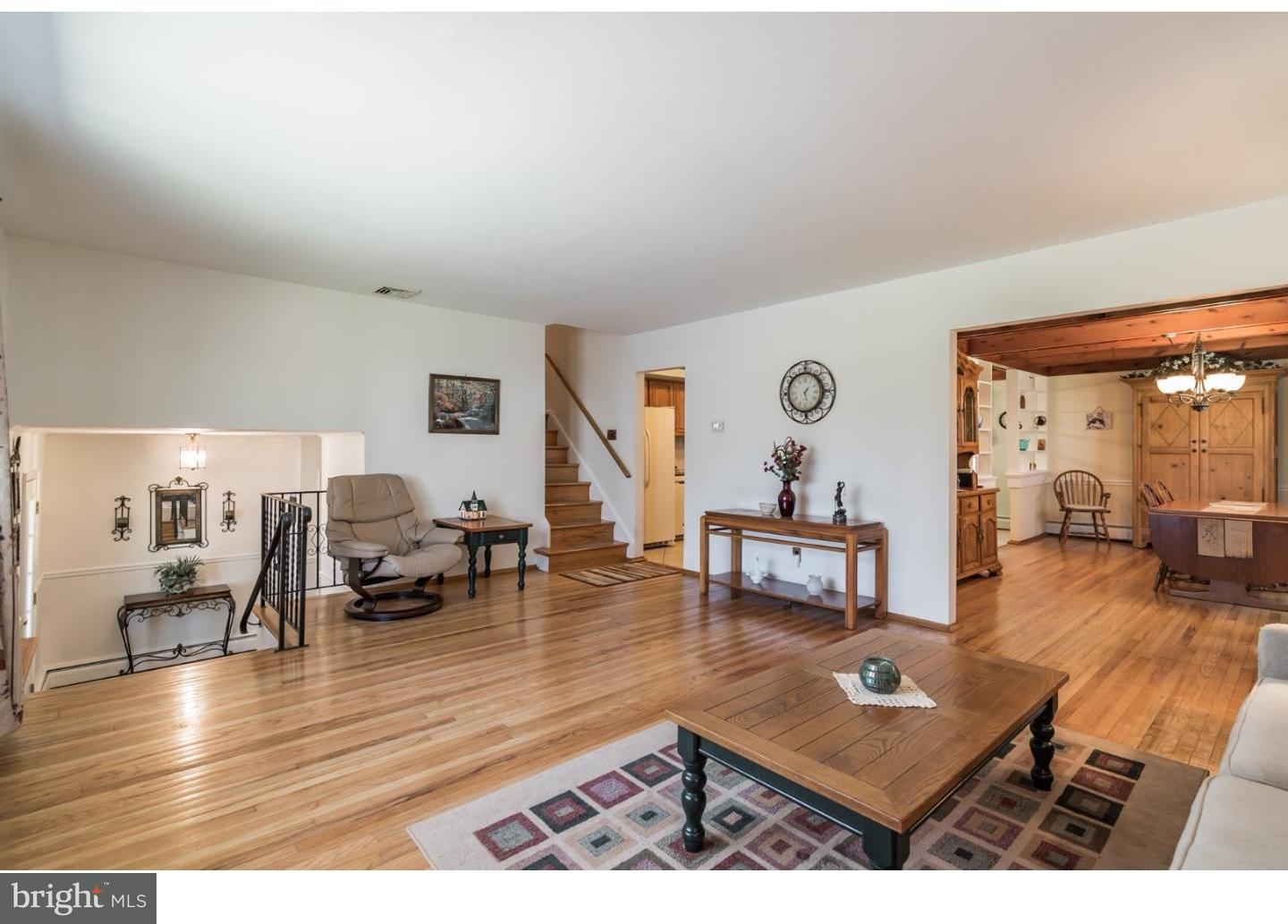 6245 Greenhill Road New Hope, PA 18938 - Photo 7 of 25 Living Room