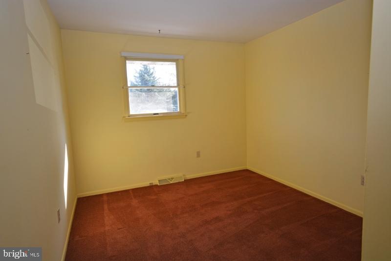 3485 Rothsville Road Ephrata, PA 17522 - Photo 13 of 17