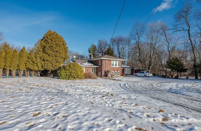 $559,000 | 731 Hilldale Avenue, Haverhill, MA 01832