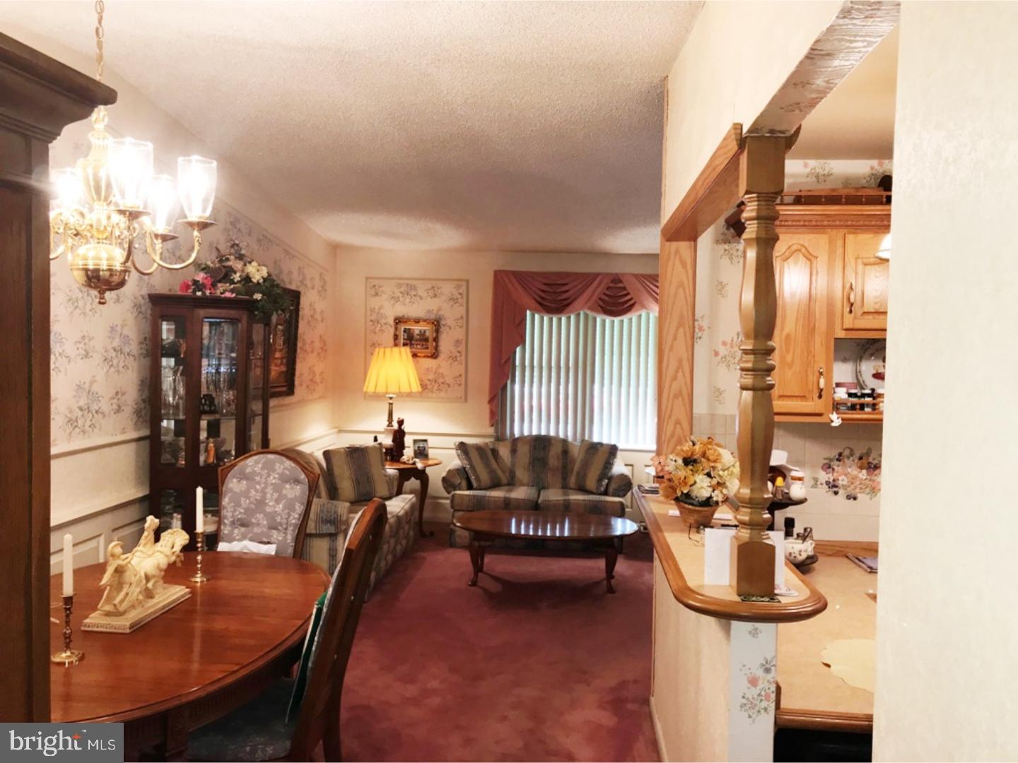 2021 Tomlinson Road Philadelphia, PA 19116 - Photo 11 of 25 Dining Room