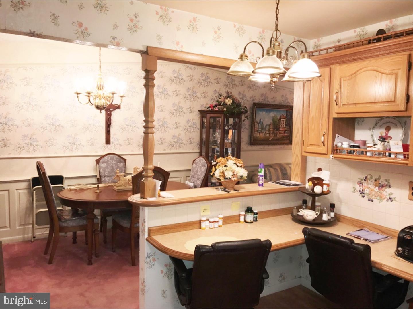 2021 Tomlinson Road Philadelphia, PA 19116 - Photo 7 of 25 Dining Room