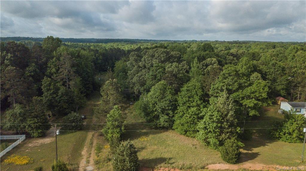 1898 Canal Road Catawba, SC 29704 - Photo 3 of 24 a view of a lake from a yard