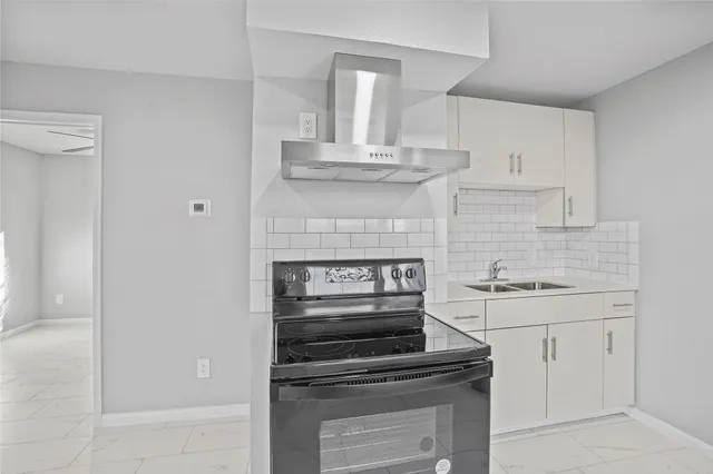 $800 | 1803 Oak Street, Unit 11, La Marque, TX 77568