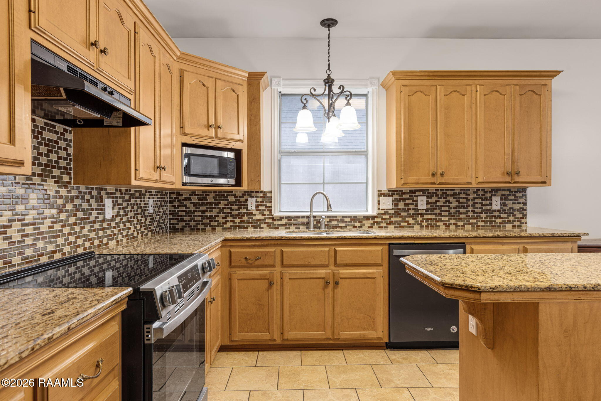 808 Canberra Road Lafayette, LA 70503 - Photo 12 of 25 12-web-or-mls-808 Canberra Rd-12