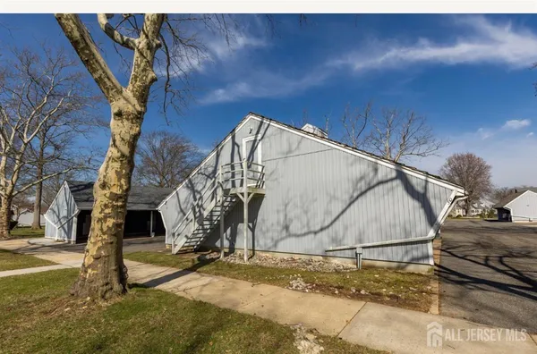 $125,000 | 81A Dorset Lane, Unit B, Monroe Township, NJ 08831