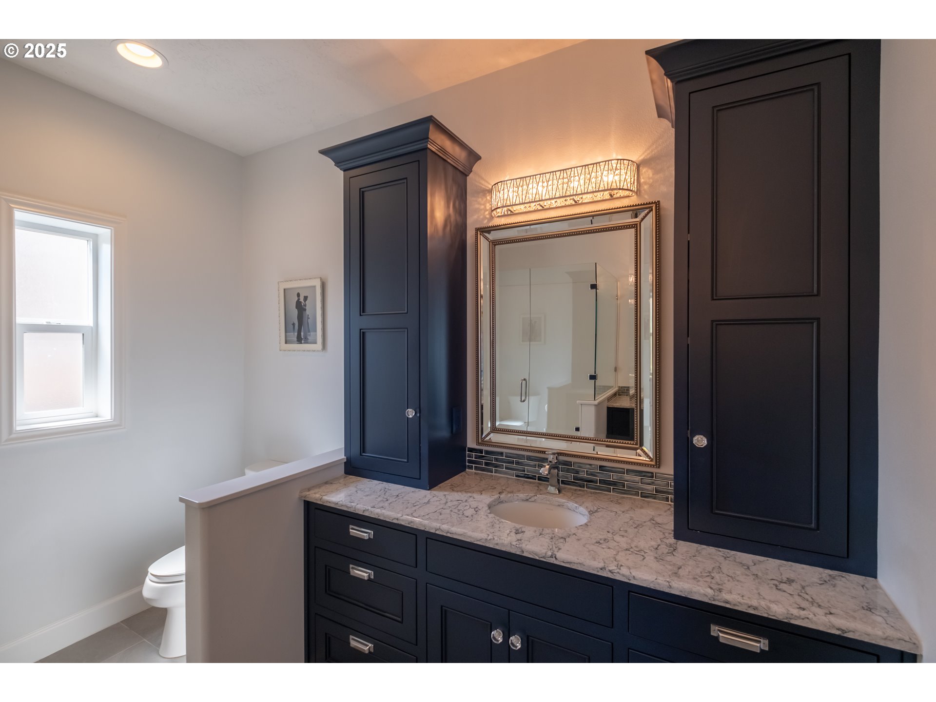 1435 Northwest Ashley Drive Albany, OR 97321 - Photo 26 of 44 a bathroom with a granite countertop sink and a mirror
