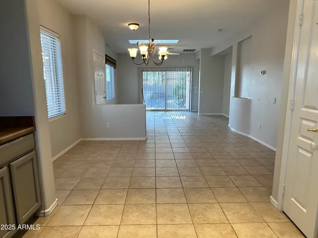 a view of an entryway with a livingroom