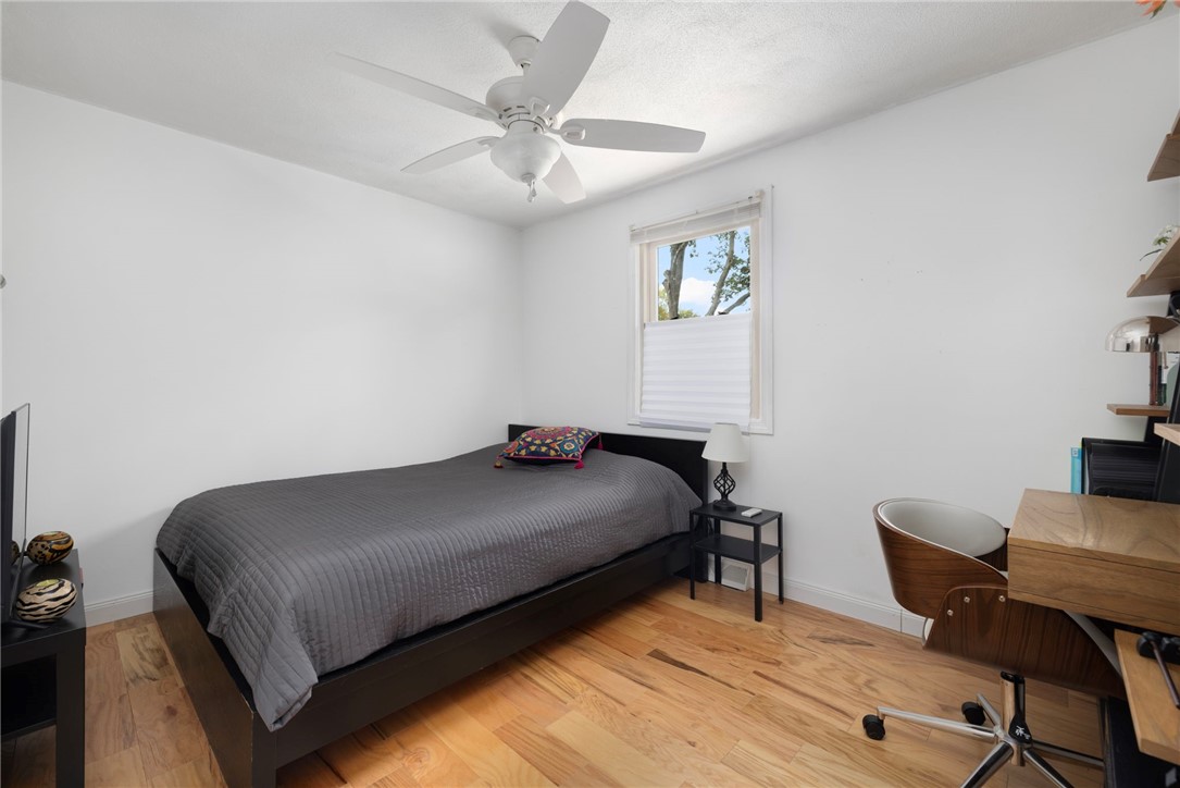25 Webb Avenue Warwick, RI 02889 - Photo 15 of 32