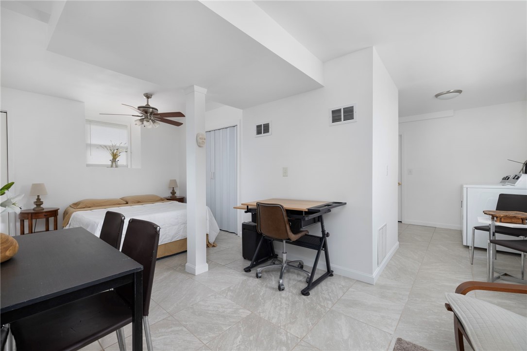 25 Webb Avenue Warwick, RI 02889 - Photo 21 of 32