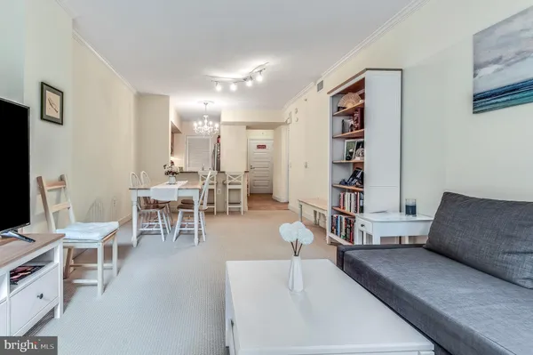 $2,500 | 631 D Street Northwest, Unit 337, Washington, DC 20004