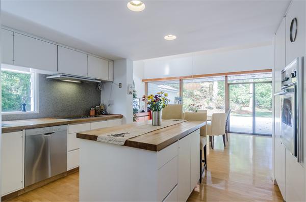 69 Moffat Road Newton, MA 02468 - Photo 13 of 24 Gallery Image 13