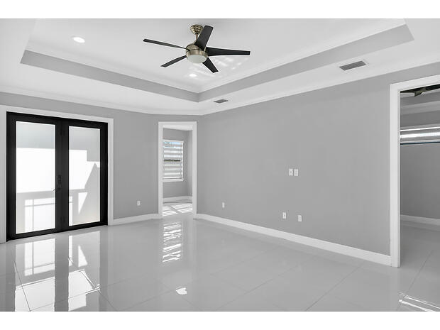 3625 54th Avenue Northeast Naples, FL 34120 - Photo 4 of 40 livingroom