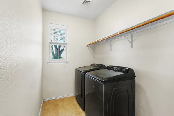 $388,000 | 125 Hometown Parkway, Kyle, TX 78640