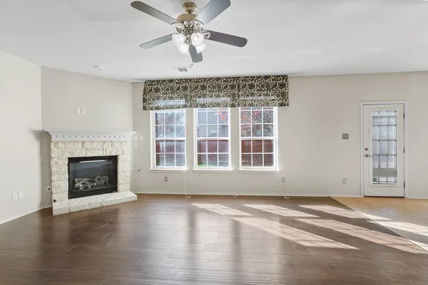 $388,000 | 125 Hometown Parkway, Kyle, TX 78640